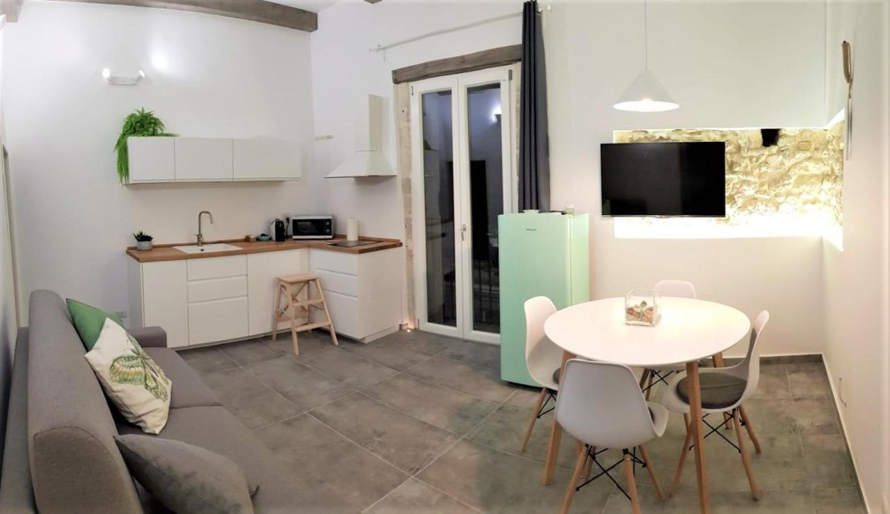 Cavour 45 - Ortigia apartments Syracuse Extérieur photo